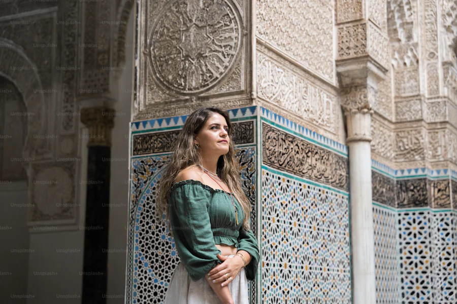 What should Female Tourists Wear in Morocco?