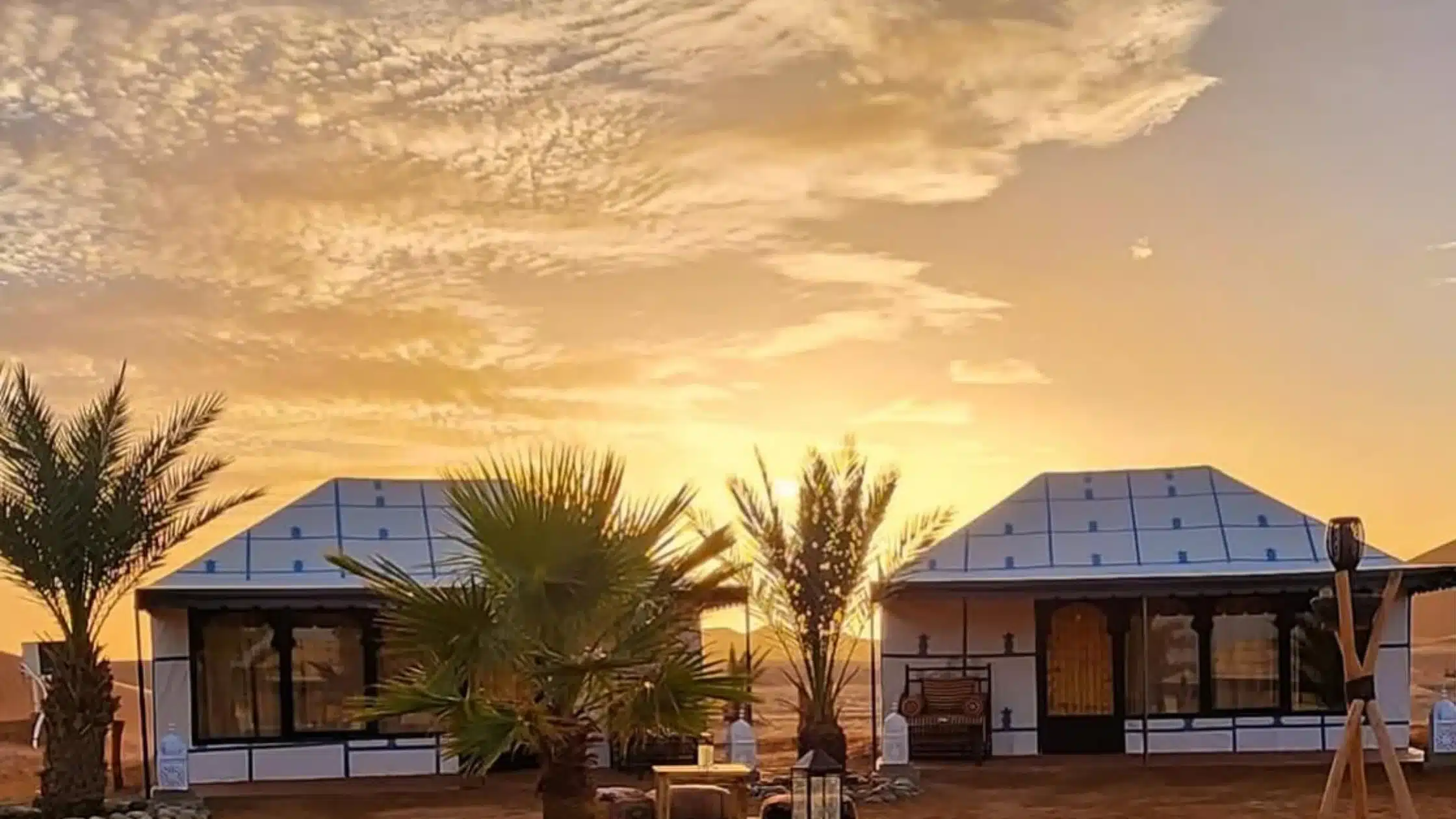 Campo nel deserto di Merzouga in Marocco